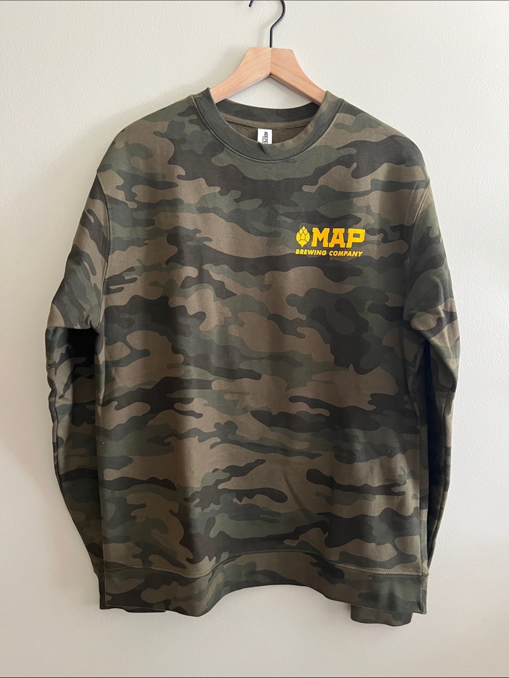 Men's Camo Crewneck Sweatshirt - MAP Brewing